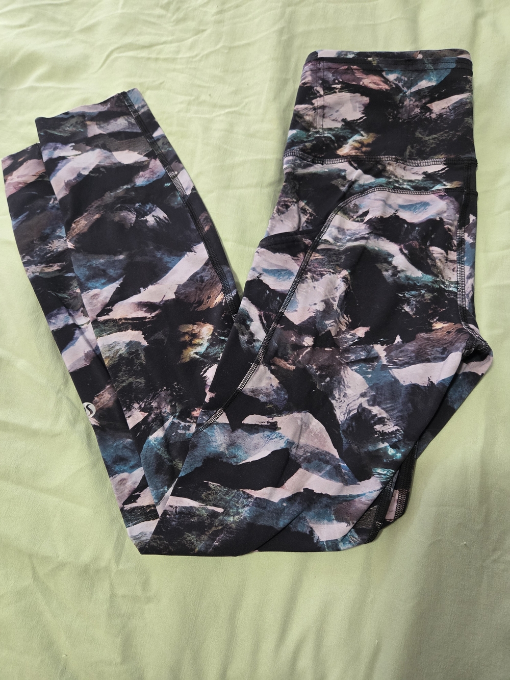 lululemon athletica Black and Teal Patterned Leggings